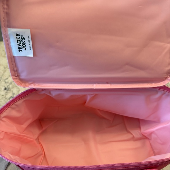 NWT Pink Trader‎ Joe's MIni insulated bag - Picture 6 of 7